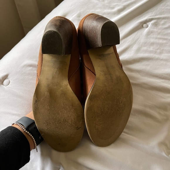 Distressed booties - Picture 3 of 9